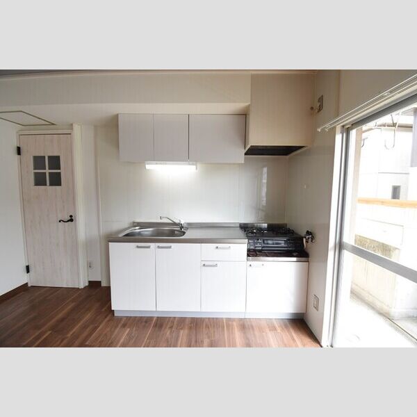 キッチン (キッチン)