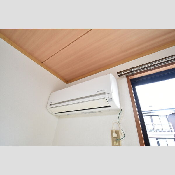 その他設備 (エアコン(和室))