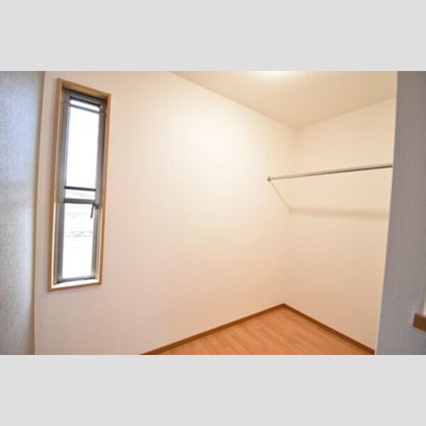 その他 (サービスルーム2.4帖)