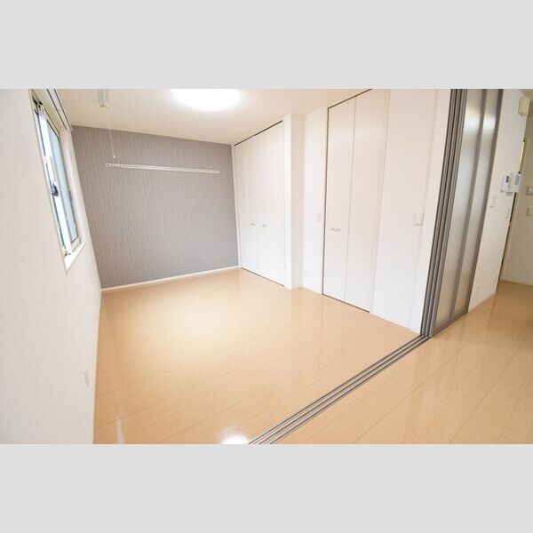 その他 (洋室6帖)