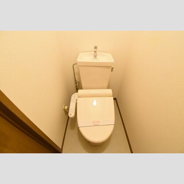 トイレ (温水洗浄暖房便座)