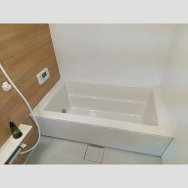 バス (追い焚き機能付きユニットバス)