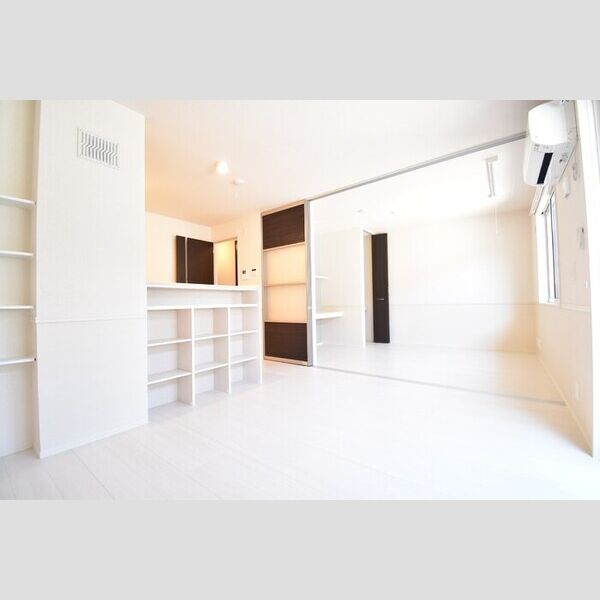 居室・リビング (LDK11帖～洋室5.5帖)