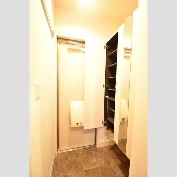 収納 (シューズボックス)