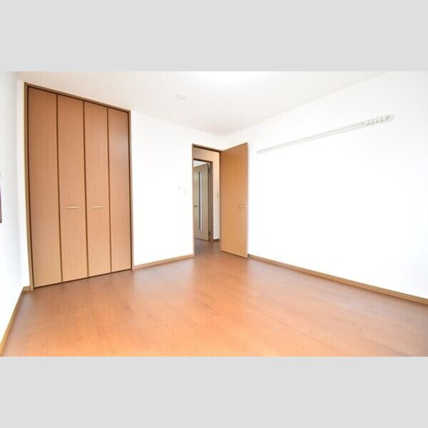 その他 (洋室7帖)