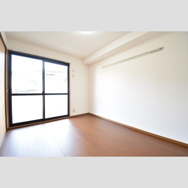 その他 (洋室6帖)