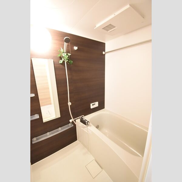 バス (追い焚き機能付きユニットバス)