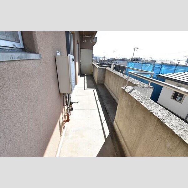 バルコニー・ベランダ (バルコニー)