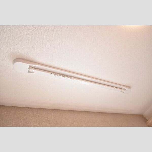 その他 (室内物干し)