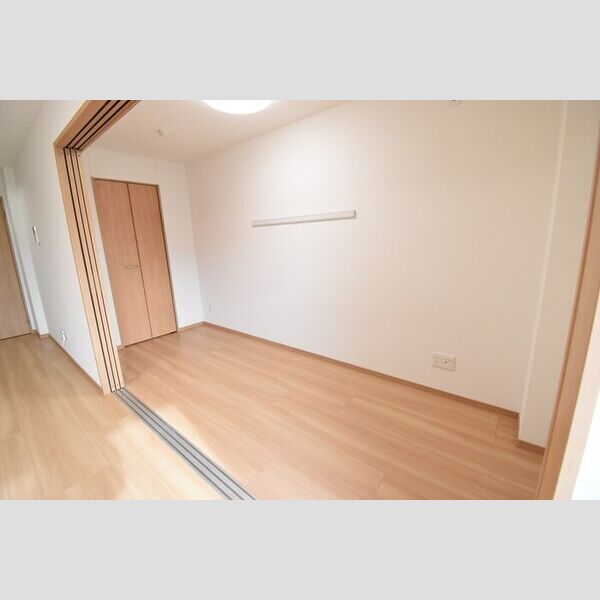 その他 (洋室4.7帖)