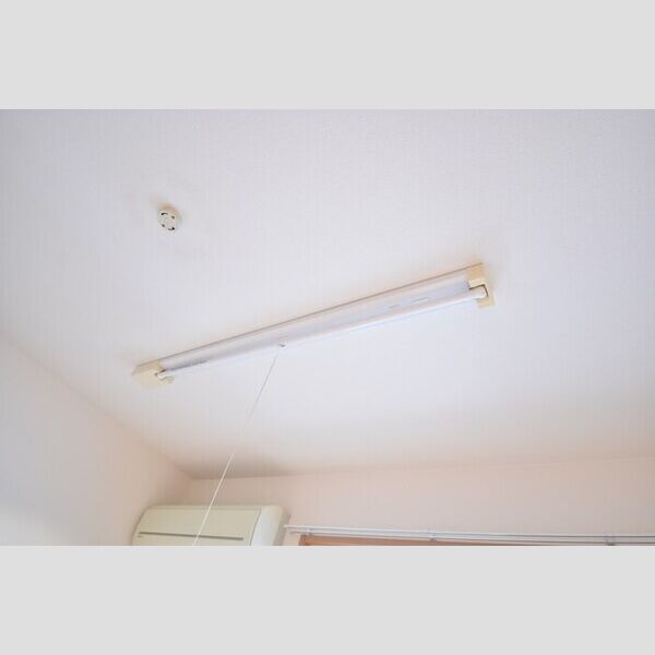 その他 (室内物干し)