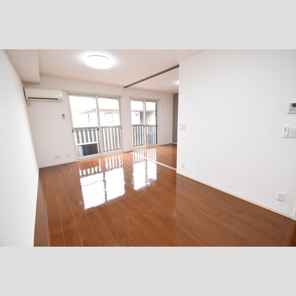 居室・リビング (LDK12帖～洋室6帖)