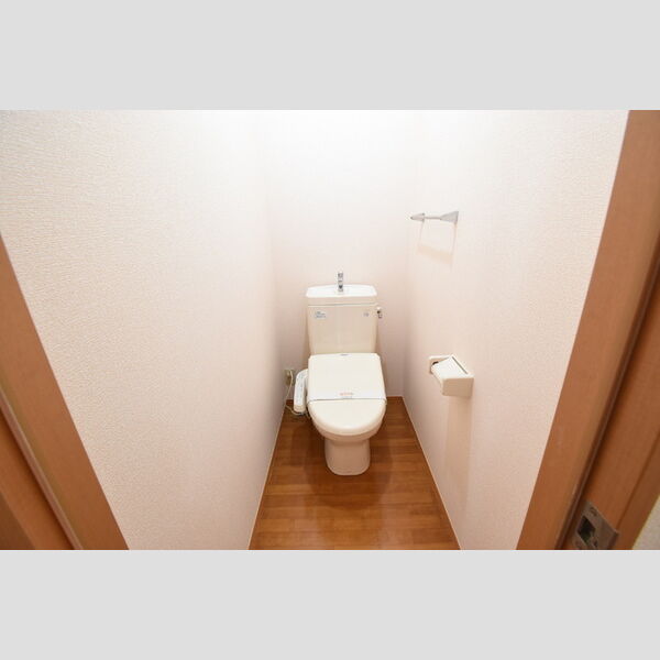 トイレ (温水洗浄暖房便座)