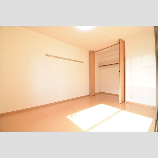 その他 (洋室6帖)