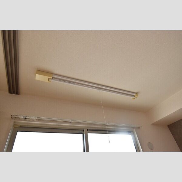 その他 (室内物干し)