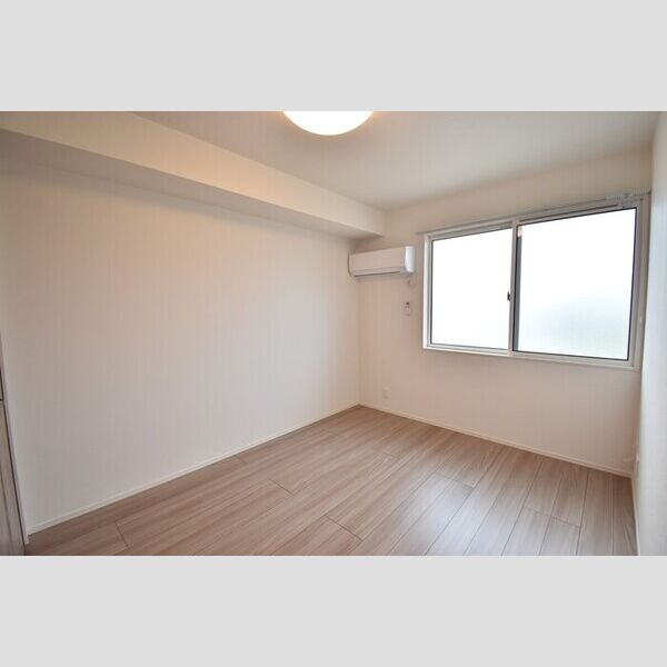 その他 (洋室5.5帖)