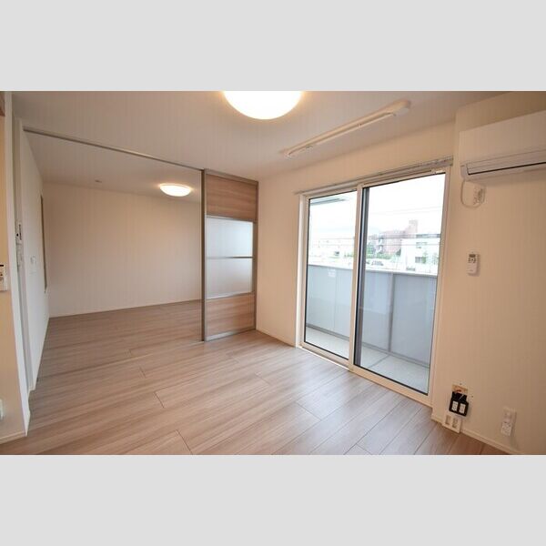 居室・リビング (LDK10.1帖～洋室6帖)