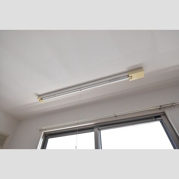 その他 (室内物干し)