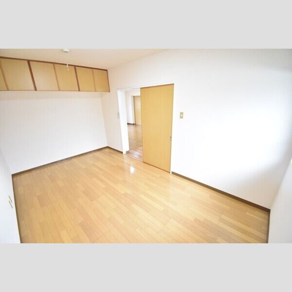 その他 (北東洋室6帖)