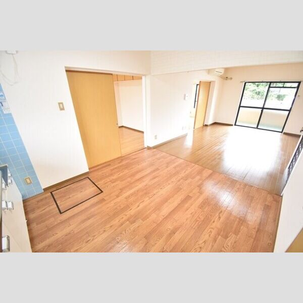 その他 (LDK15.5帖)