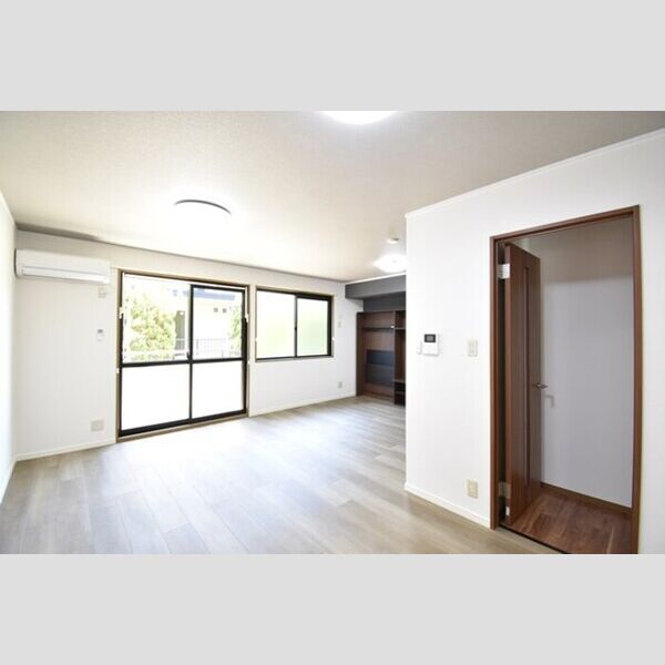 居室・リビング (LDK15帖)