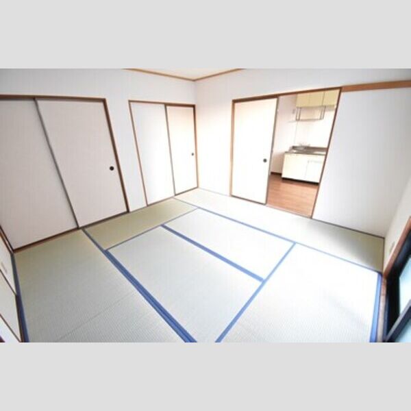 その他 (和室8帖)