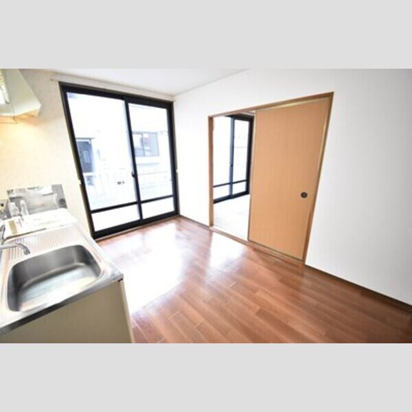 居室・リビング (DK6帖)