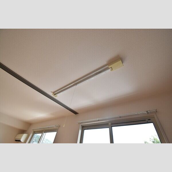 その他 (室内物干し)