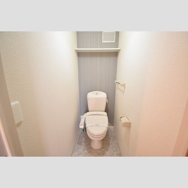 トイレ (温水洗浄暖房便座)