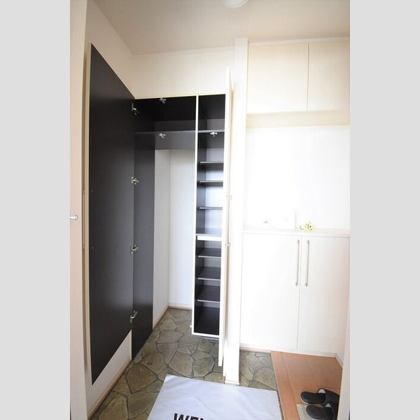 収納 (シューズクローク)