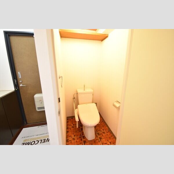 トイレ (温水洗浄暖房便座)