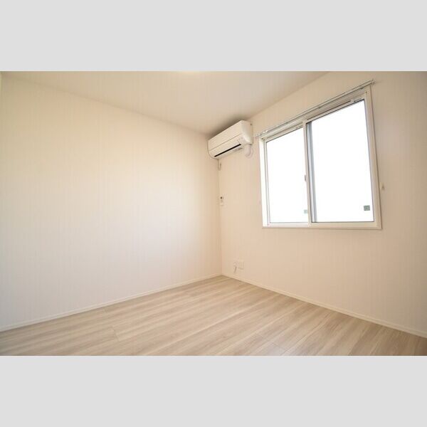 その他 (洋室5帖)