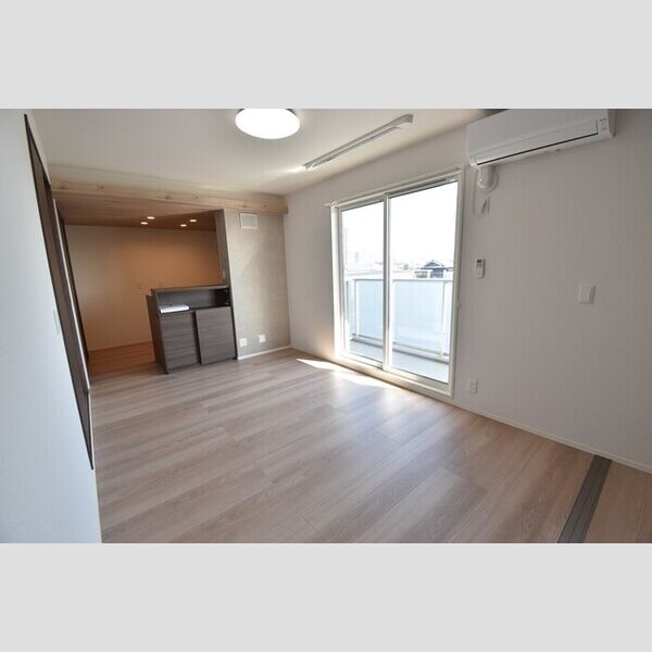 居室・リビング (LDK10.6帖)