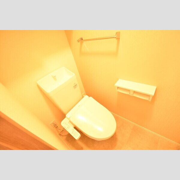 トイレ (温水洗浄暖房便座)