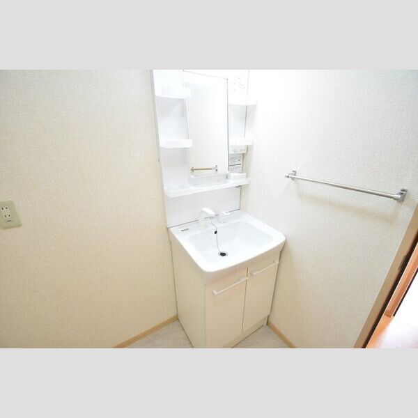 洗面所 (洗髪洗面化粧台)