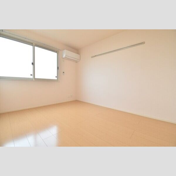 その他 (洋室6帖)