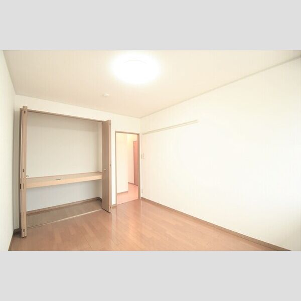 その他 (洋室6帖)