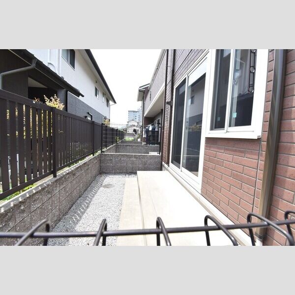 その他 (専用庭)