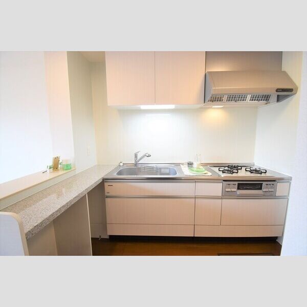 キッチン (キッチン)