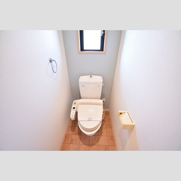 トイレ (温水洗浄暖房便座)