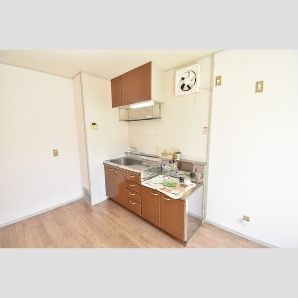 キッチン (キッチン)