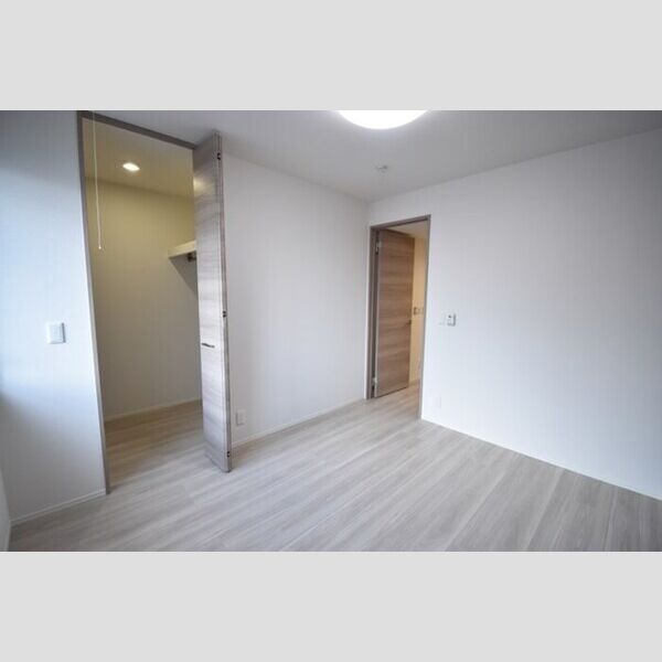 その他 (洋室5.3帖)