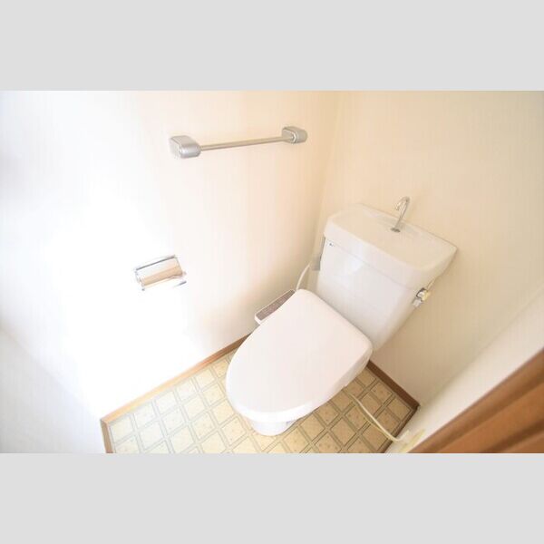 トイレ (温水洗浄暖房便座)