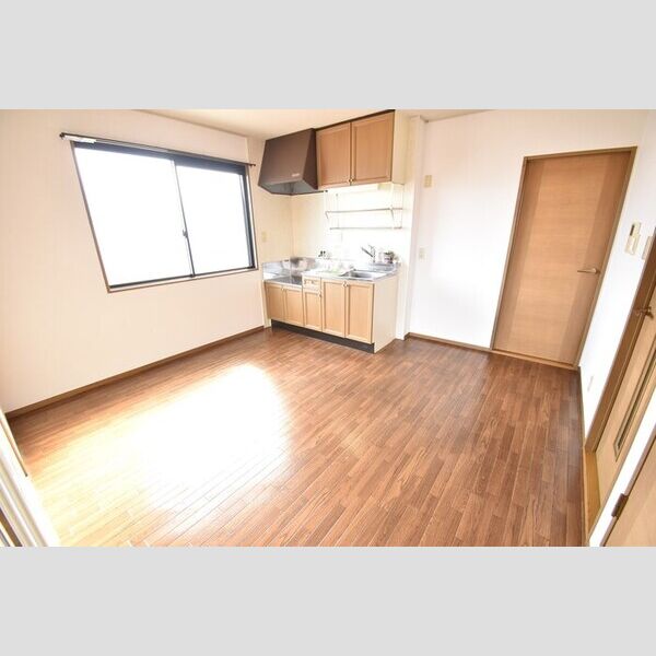 居室・リビング (DK8帖)