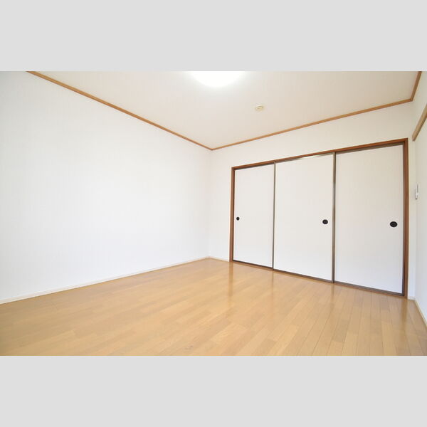 その他 (洋室7帖)