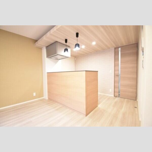 その他 (LDK12.4帖)