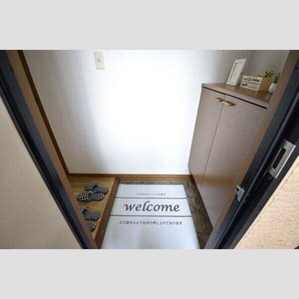 玄関 (玄関)