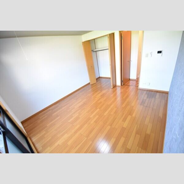 その他 (洋室8帖)