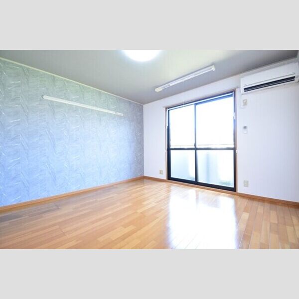 その他 (洋室8帖)