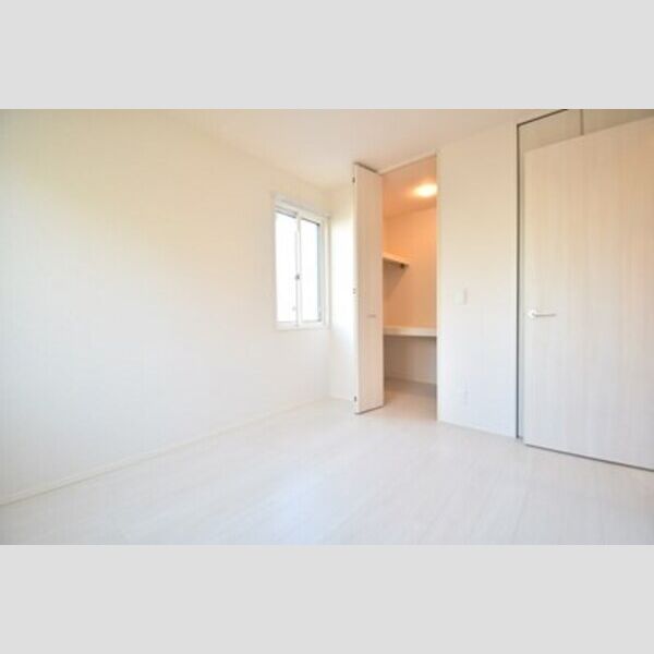 その他 (北洋室5.3帖)